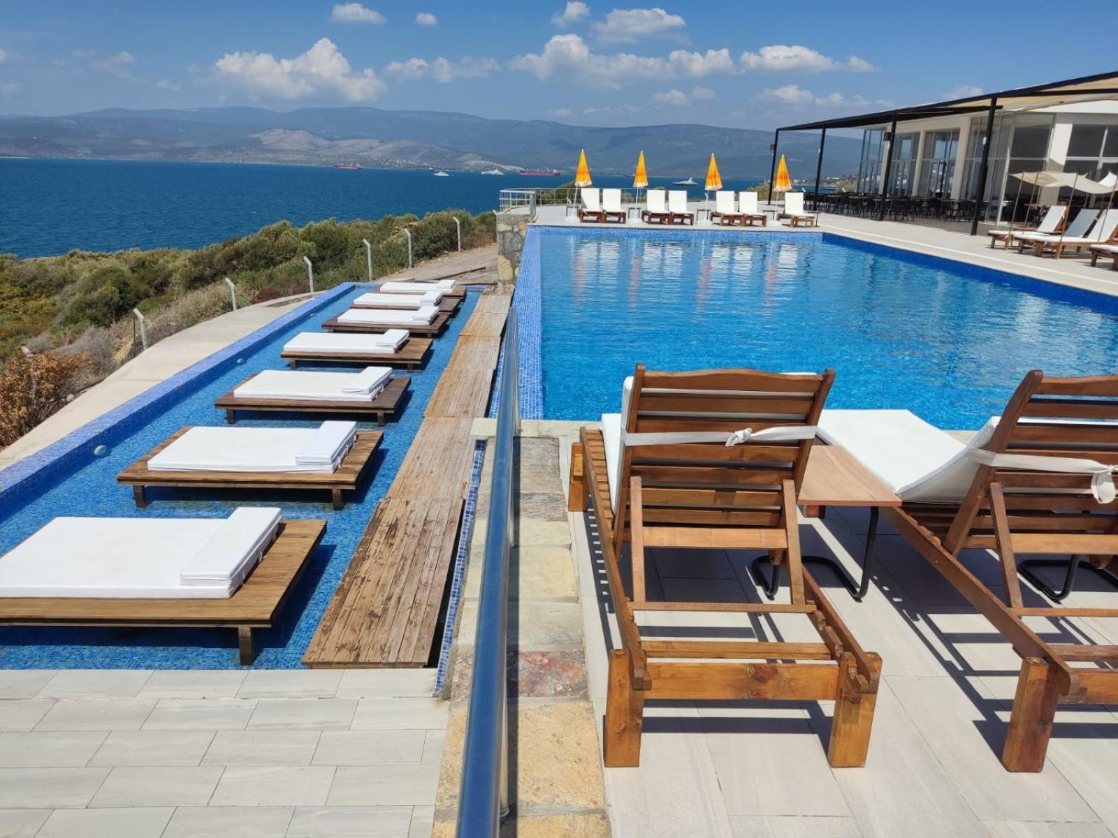 Ni Marin Hotel Milas Buitenkant foto