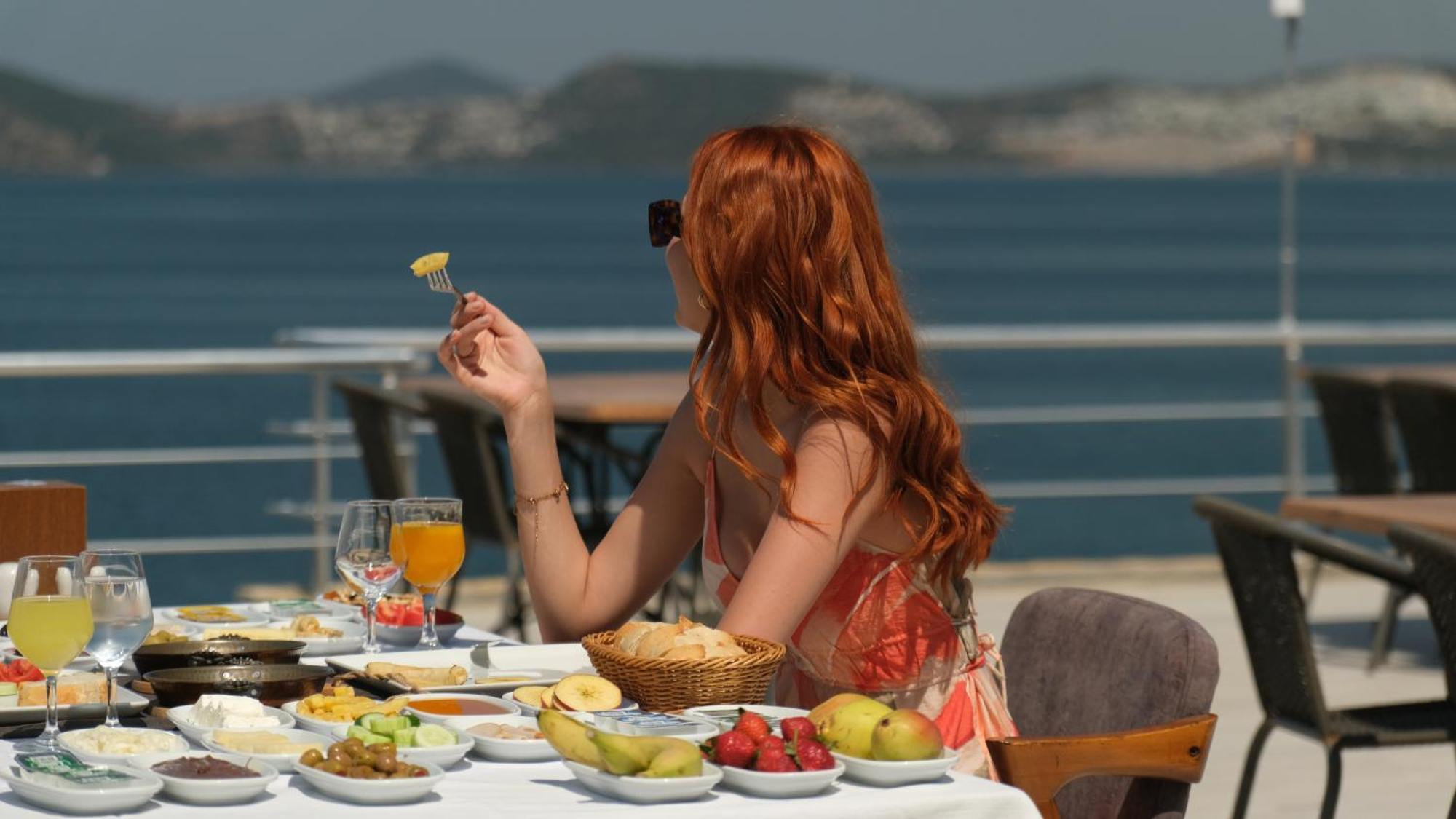 Ni Marin Hotel Milas Buitenkant foto