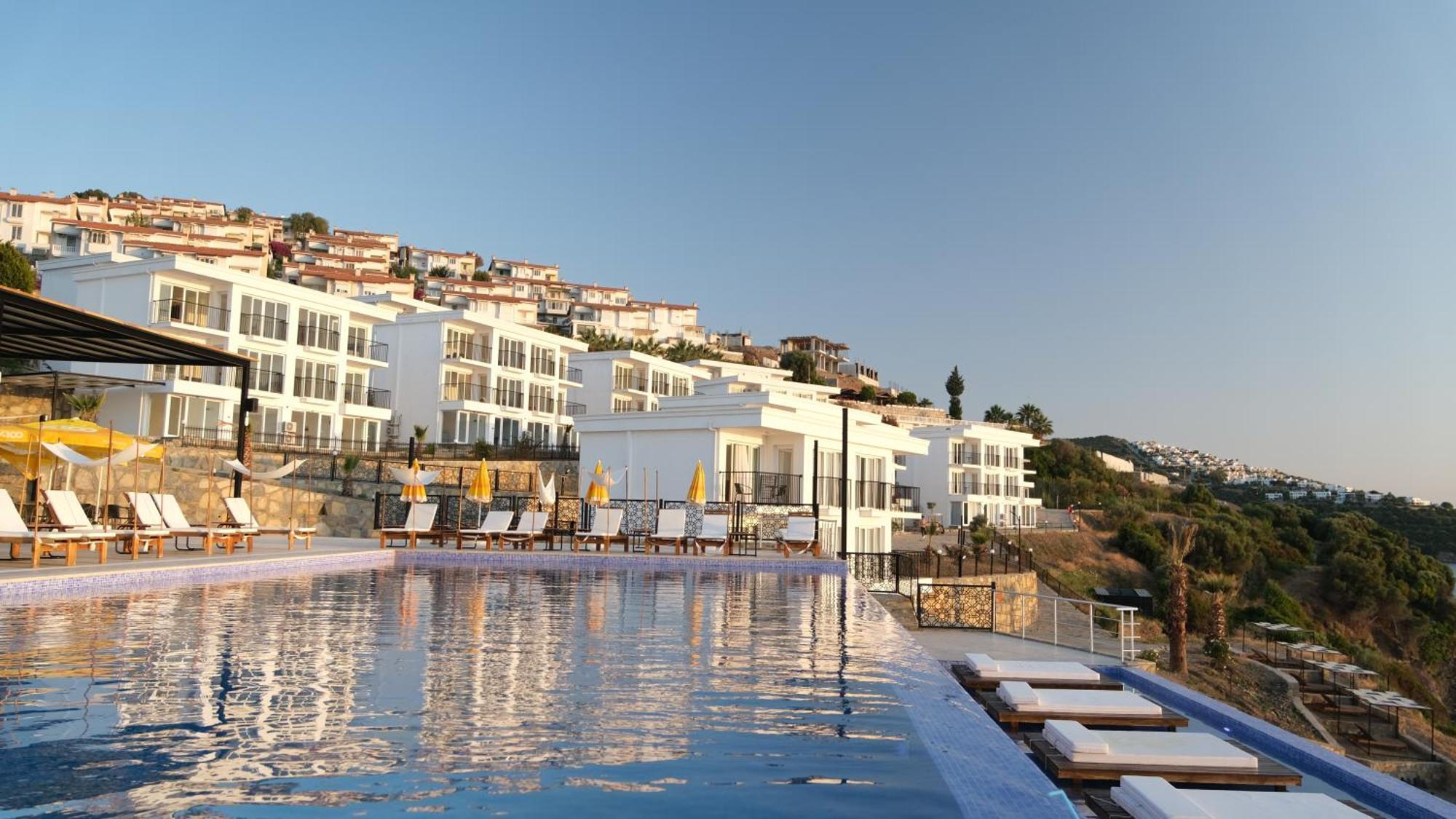 Ni Marin Hotel Milas Buitenkant foto