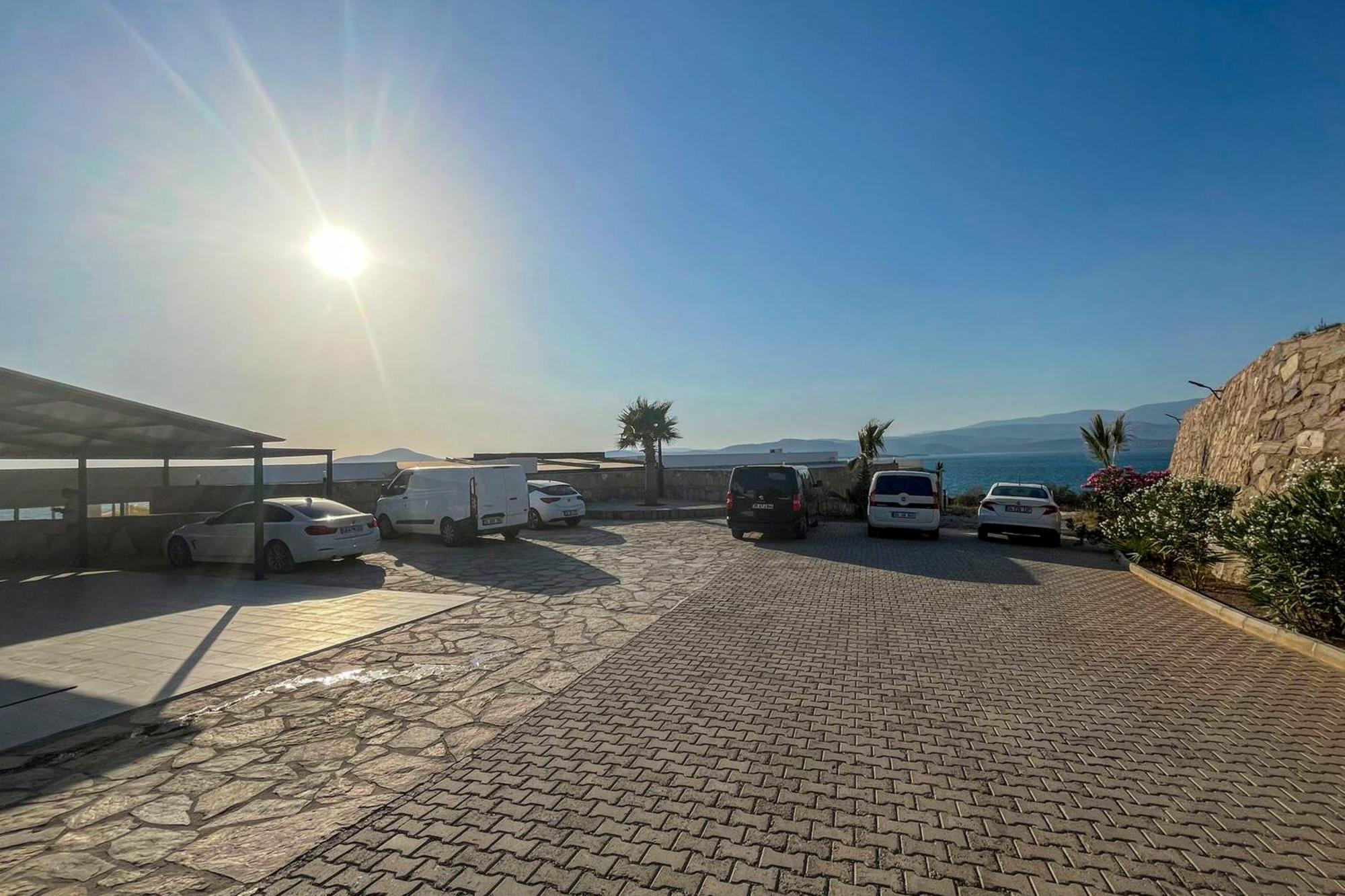 Ni Marin Hotel Milas Buitenkant foto