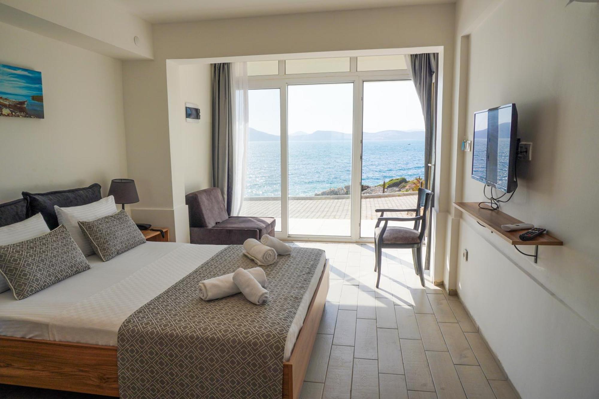 Ni Marin Hotel Milas Buitenkant foto